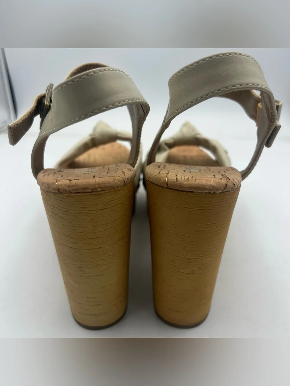 KORKS Dawson Wedge Wood Platform  Boho Style Cream Sandal Women’s Size 8 NEW